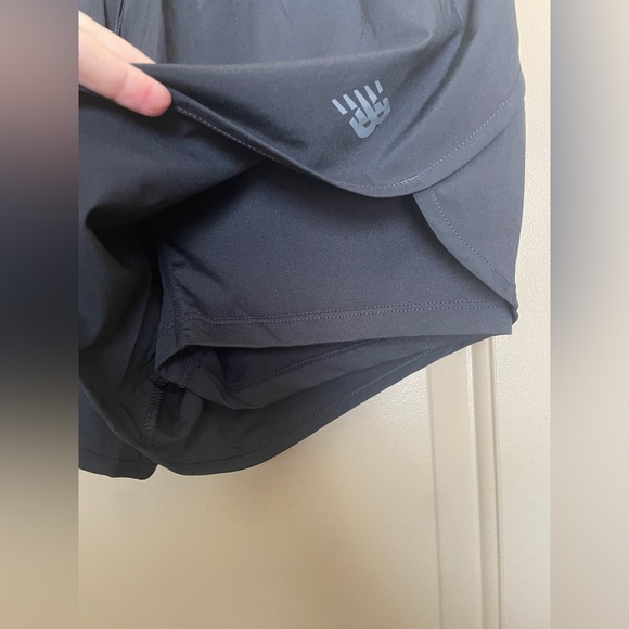 New Balance shorts - Picture 6 of 7